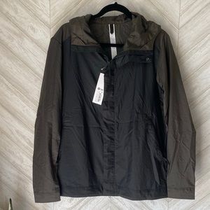 🍋*Exclusive Lululemon lab Axiom packable Jacket🍋